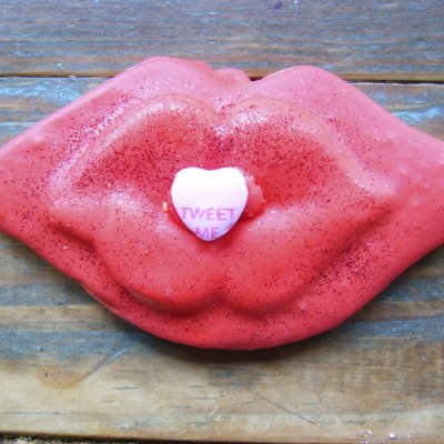 Valentine's Day kissy lips $4.00